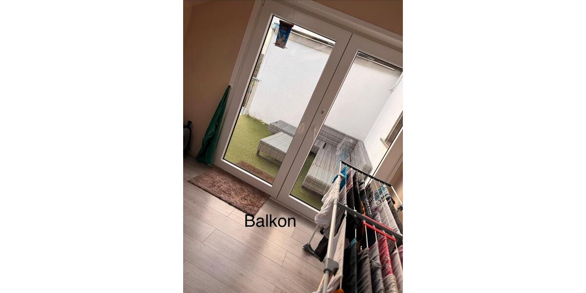 Einfamilienhaus Schiffweiler - 6 Zimmer, 110 m&sup2;, 220.000&euro; | Angebot:25230922