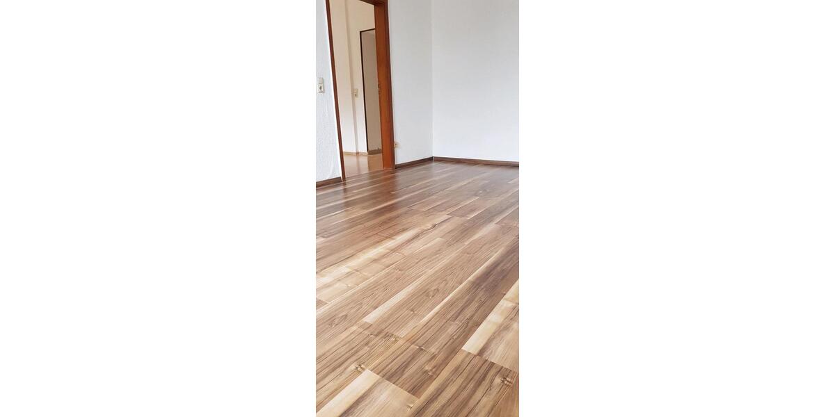 Etagenwohnung Saarbrücken West - 1 Zimmer, 75 m&sup2;, 130.000&euro; | Angebot:26062904
