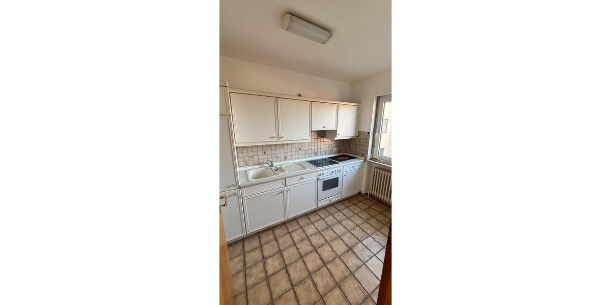 Etagenwohnung Schwalbach - 3 Zimmer, 96 m&sup2;, 860&euro; | Angebot:25883544