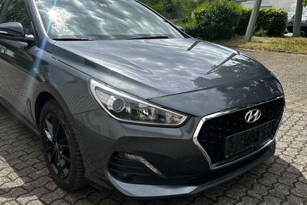 Hyundai i30 75.000 km 9.990 &euro; Saarlouis 66740