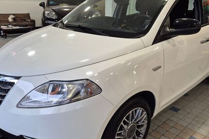 Lancia Ypsilon 106.000 km 6.680 &euro; Völklingen 66333