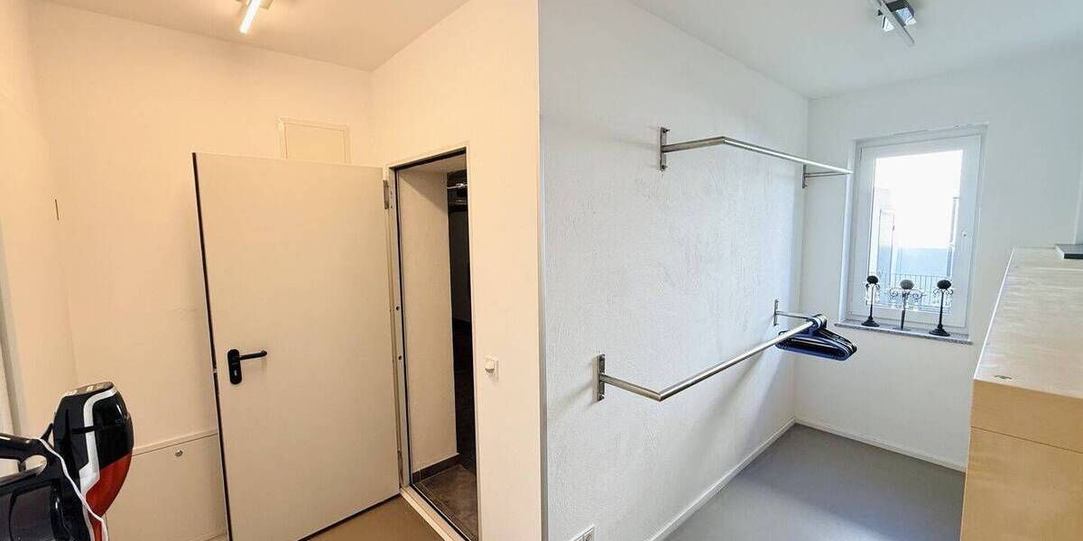 Etagenwohnung Schwalbach / Hülzweiler Hülzweiler - 2 Zimmer, 80 m&sup2;, 320.000&euro; | Angebot:26702892
