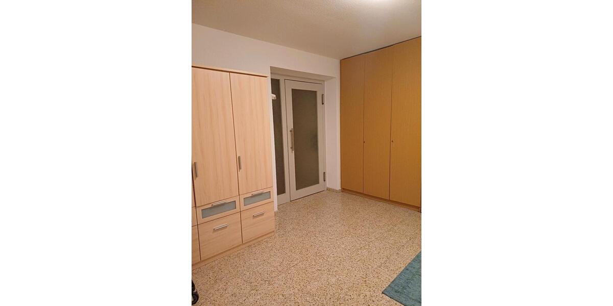 Etagenwohnung Saarbrücken Eschberg - 4 Zimmer, 114 m&sup2;, 279.000&euro; | Angebot:25654259