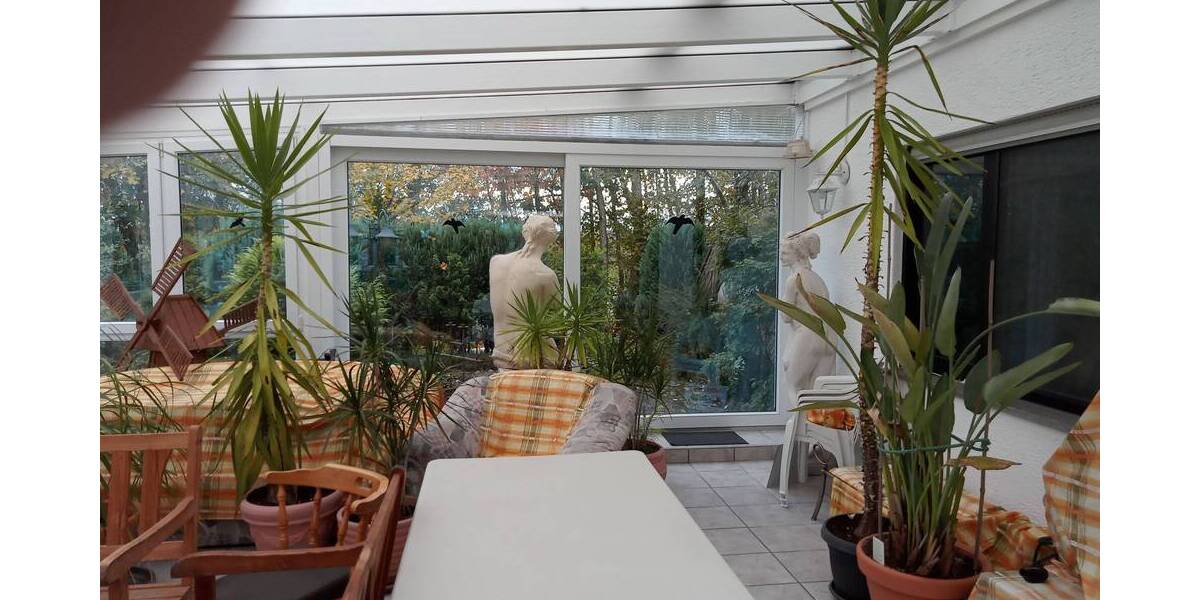 Etagenwohnung Neunkirchen Innenstadt - 5 Zimmer, 130 m&sup2;, 1.350&euro; | Angebot:25701494