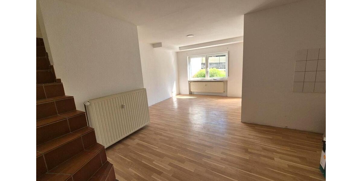Etagenwohnung Kleinblittersdorf - 2 Zimmer, 80 m&sup2;, 650&euro; | Angebot:26265700