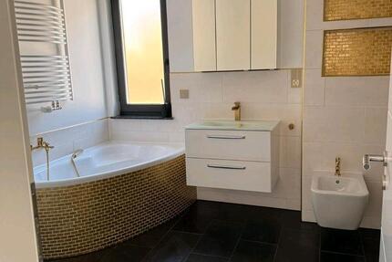 Wohnung Homburg - 2 Zimmer, 70 m&sup2;, 570&euro; | Angebot:25592288