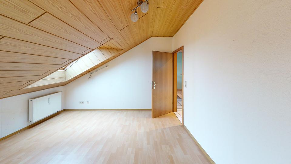 Etagenwohnung Püttlingen - 3 Zimmer, 78 m&sup2;, 620&euro; | Angebot:26662198