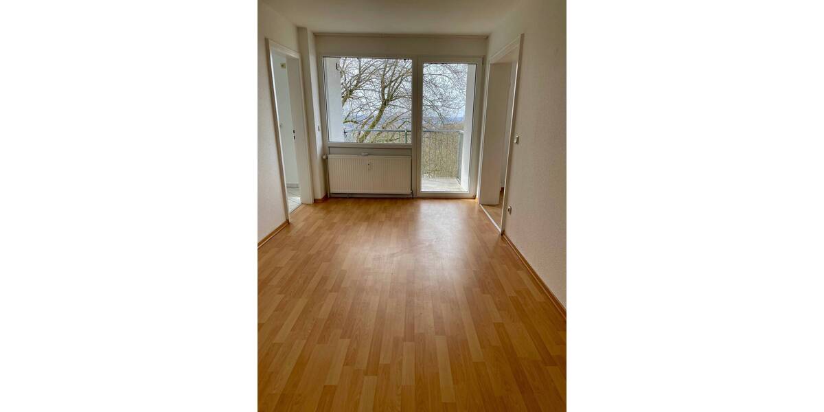 Etagenwohnung Saarbrücken Eschberg - 4 Zimmer, 67 m&sup2;, 157.000&euro; | Angebot:25731178