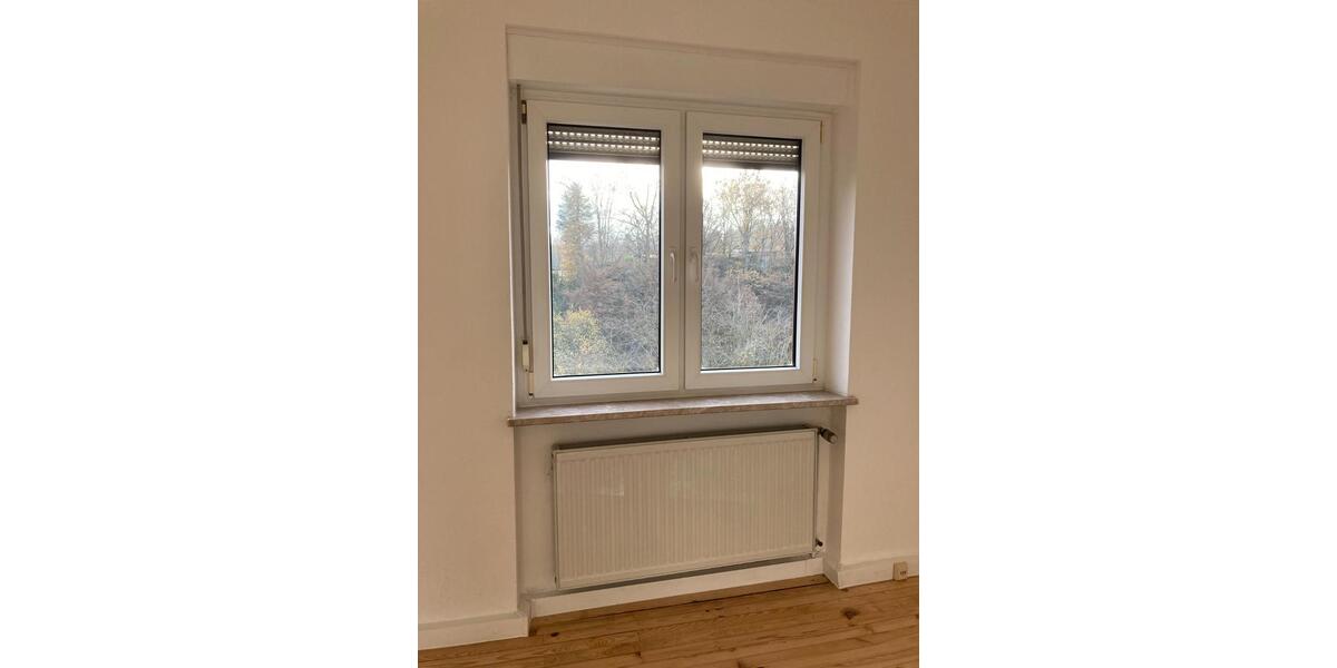 Etagenwohnung Neunkirchen Heinitz - 3.5 Zimmer, 69 m&sup2;, 580&euro; | Angebot:25417805