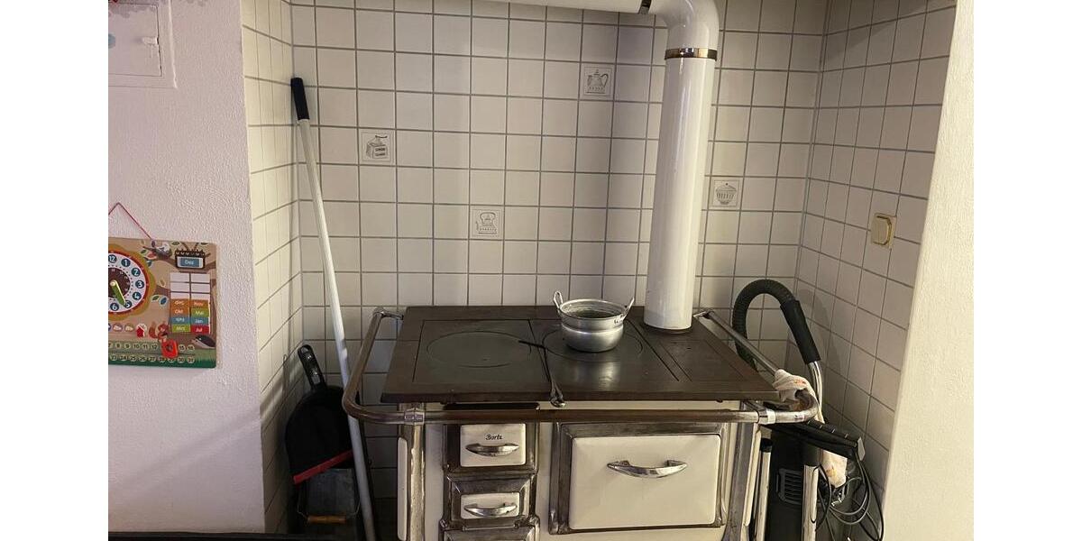 Bauernhaus, Landhaus Schmelz - 8 Zimmer, 180 m&sup2;, 329.000&euro; | Angebot:25992838