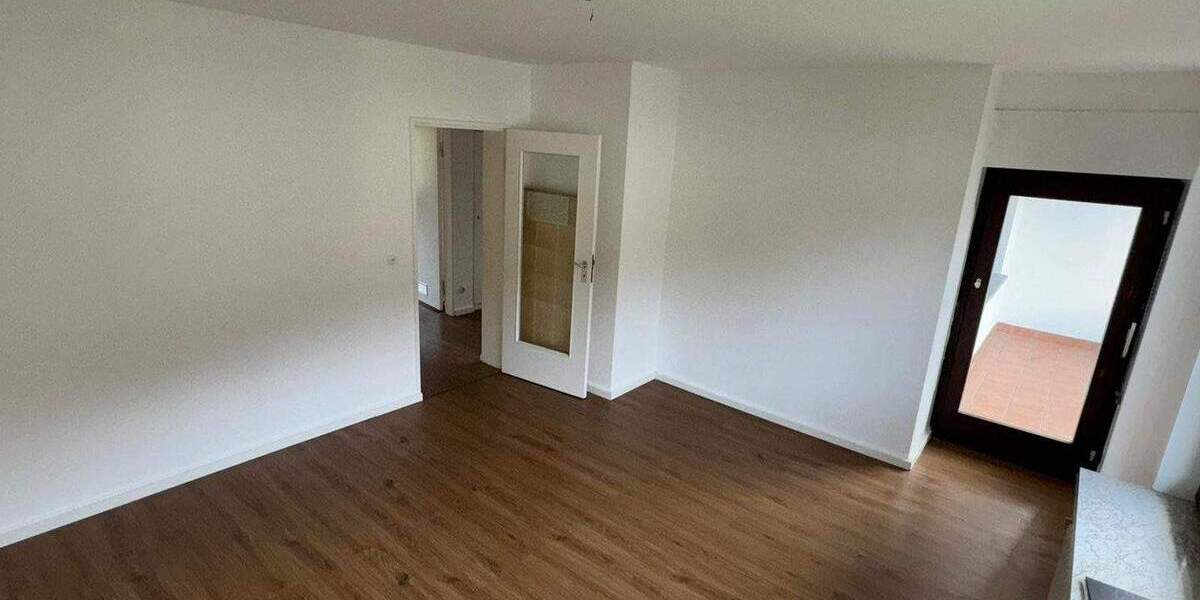 Etagenwohnung Saarbrücken Alt-Saarbrücken - 3 Zimmer, 72 m&sup2;, 700&euro; | Angebot:25690932