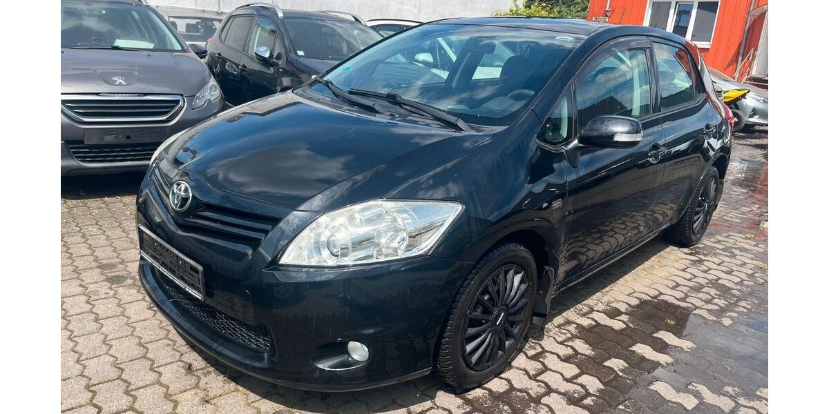 Toyota Auris 199.000 km 3.490 &euro; Saarlouis 66740