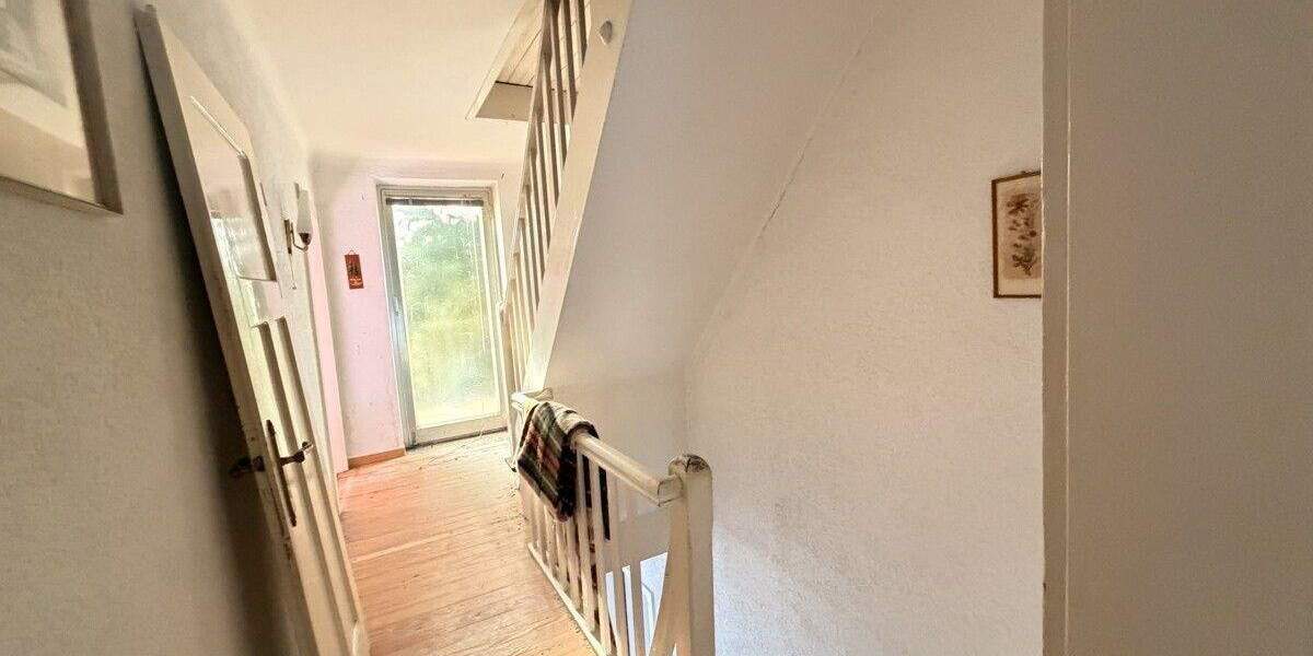 Mehrfamilienhaus, Wohnhaus Neunkirchen/Saar Hangard - 6 Zimmer, 120 m&sup2;, 59.000&euro; | Angebot:25736185