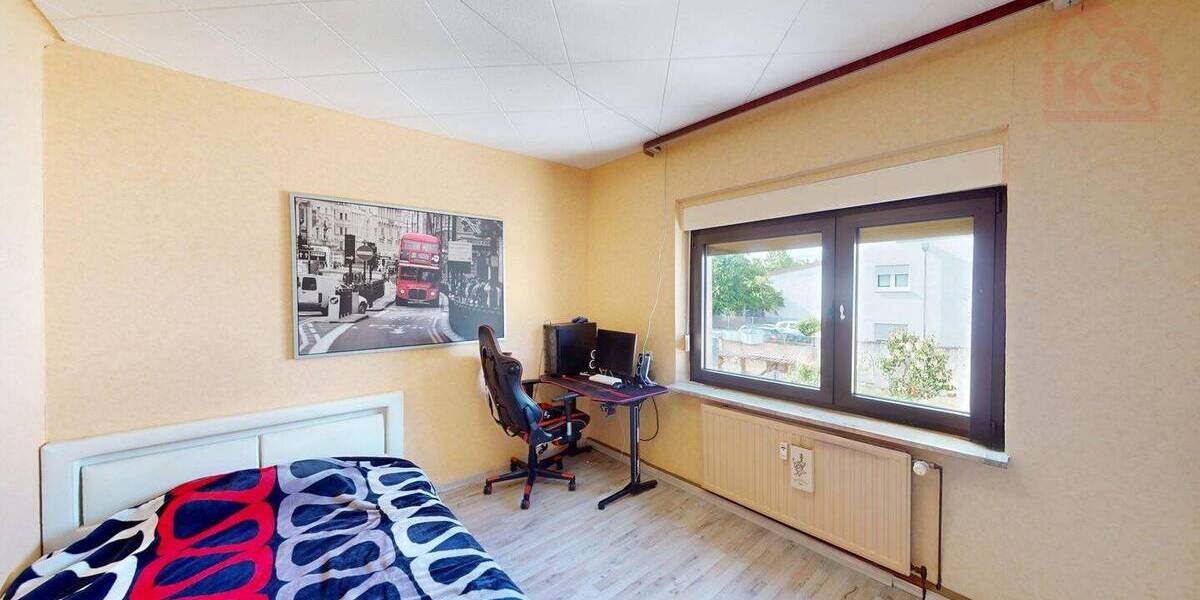 Reihenmittelhaus Saarlouis Roden - 9 Zimmer, 209 m&sup2;, 239.000&euro; | Angebot:26740496