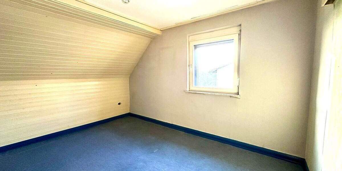 Einfamilienhaus Quierschied - 6 Zimmer, 148 m&sup2;, 114.900&euro; | Angebot:25771919