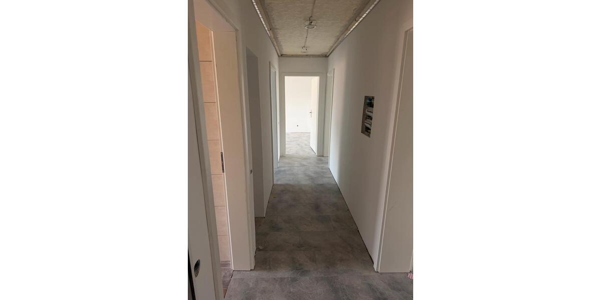 Etagenwohnung Spiesen-Elversberg Elversberg - 3 Zimmer, 96 m&sup2;, 1.000&euro; | Angebot:25859978