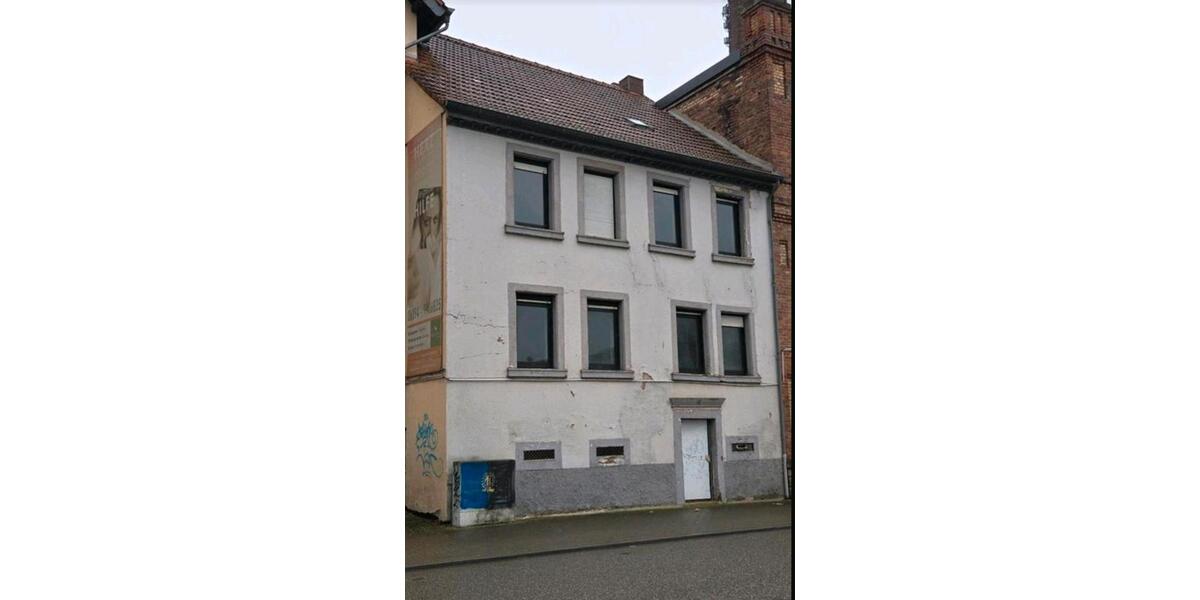 Mehrfamilienhaus, Wohnhaus Völklingen - 7 Zimmer, 128 m&sup2;, 109.000&euro; | Angebot:24831174