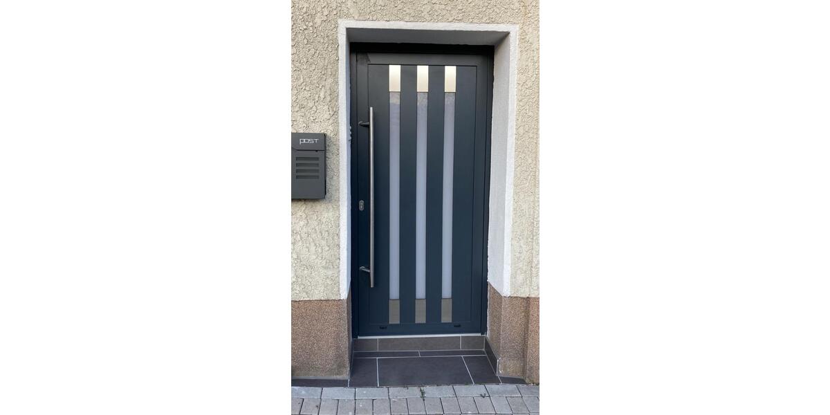 Etagenwohnung Neunkirchen Heinitz - 3.5 Zimmer, 69 m&sup2;, 580&euro; | Angebot:25417805