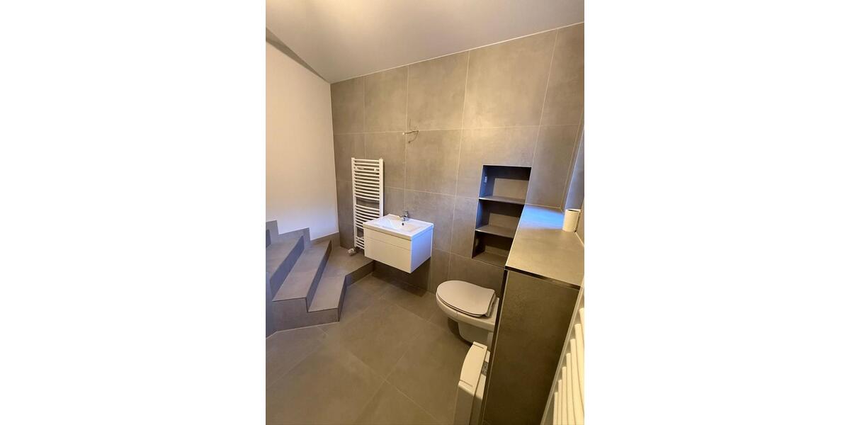 Etagenwohnung Großrosseln - 4 Zimmer, 101 m&sup2;, 980&euro; | Angebot:25757323