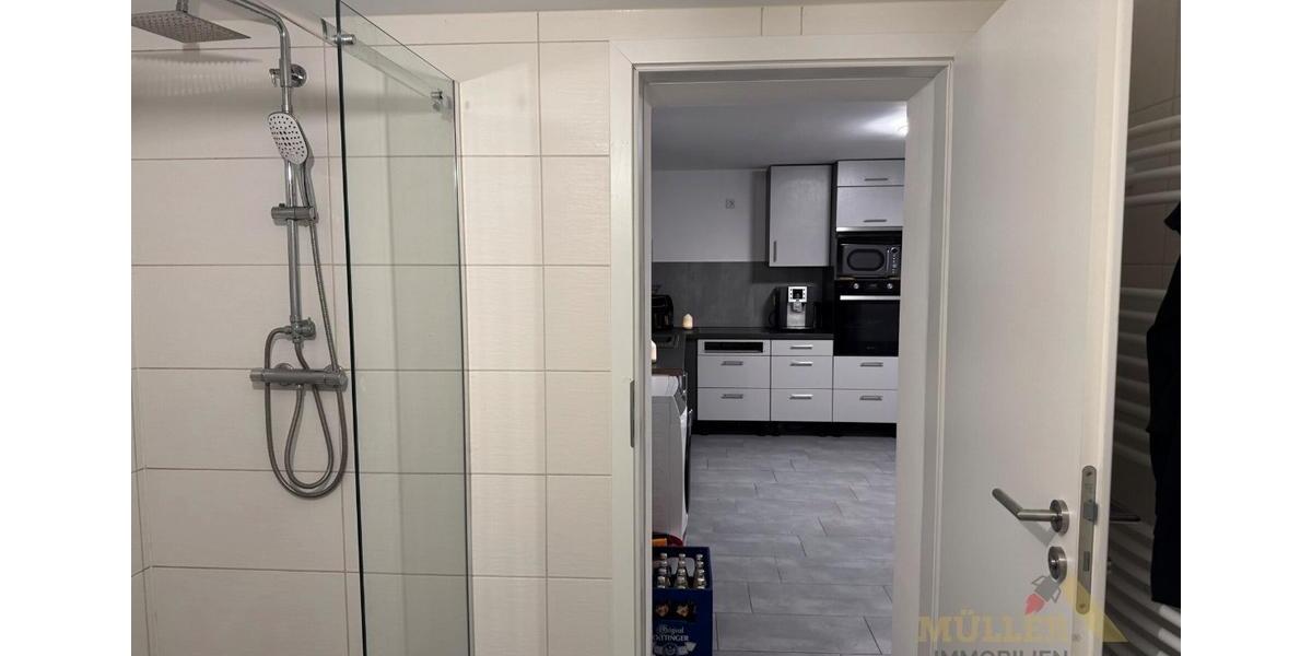 Etagenwohnung Schwalbach - 5 Zimmer, 130 m&sup2;, 1.000&euro; | Angebot:25235607
