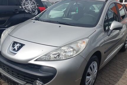 Peugeot 207 109.000 km 2.990 &euro; Saarlouis 66740
