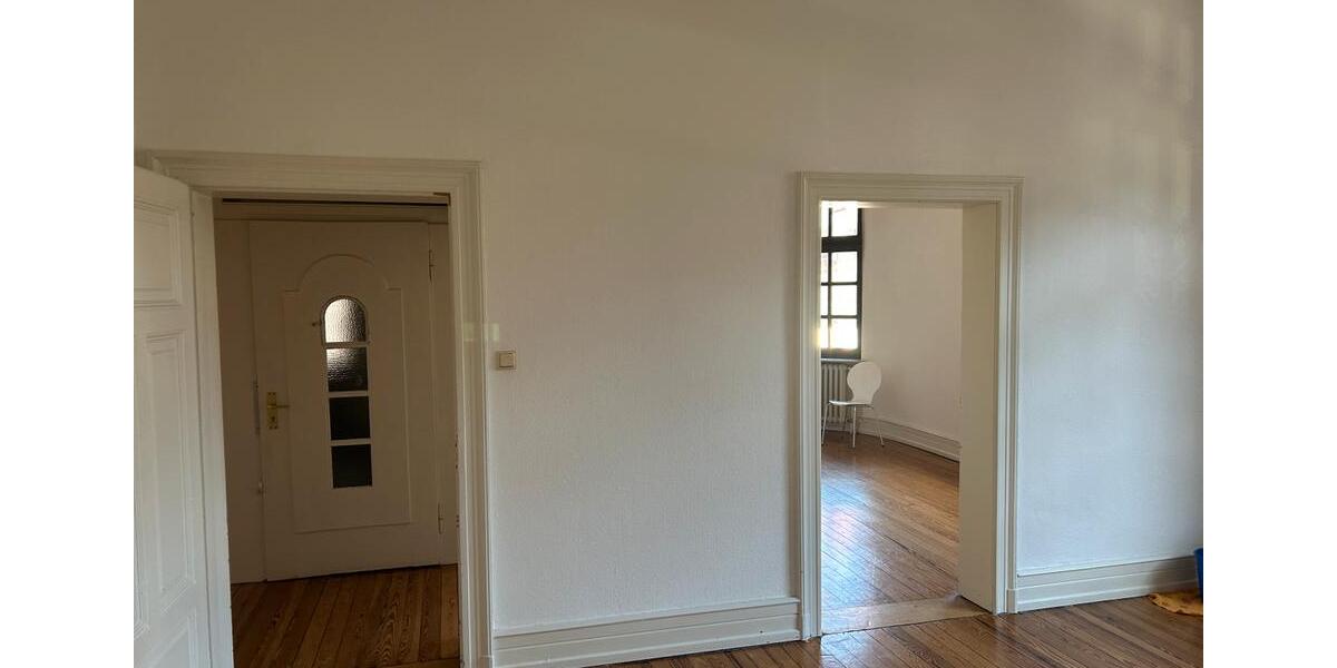 Etagenwohnung Saarbrücken St. Arnual - 3 Zimmer, 80 m&sup2;, 900&euro; | Angebot:25342844