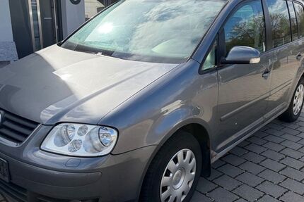 VW Touran 299.000 km 1.300 &euro; Schwalbach-Saarland 66773