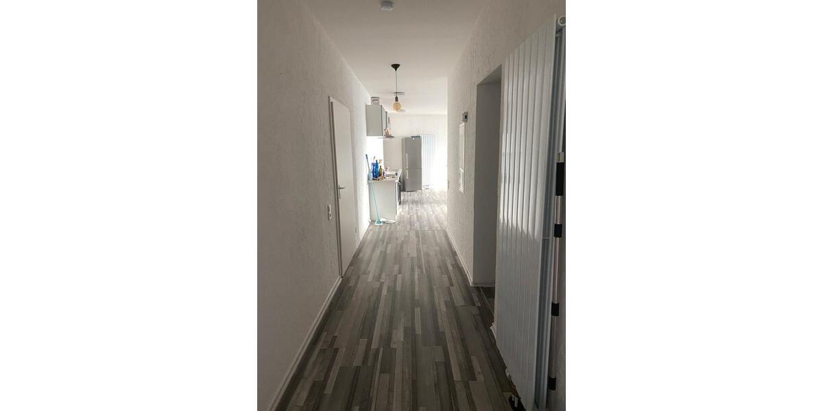 Erdgeschoßwohnung Illingen - 2 Zimmer, 105 m&sup2;, 10&euro; | Angebot:25857854