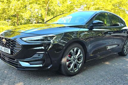 Ford Focus 41.937 km 26.790 &euro; Völklingen 66333