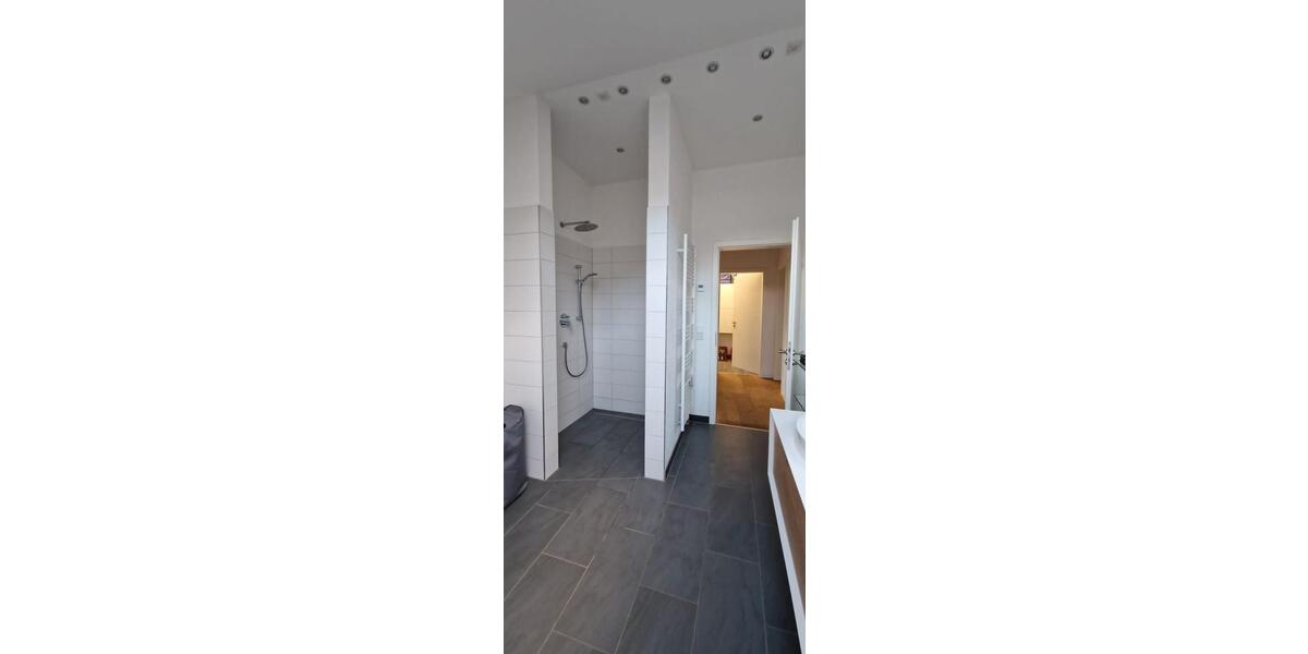 Einfamilienhaus Saarbrücken Brebach-Fechingen - 3 Zimmer, 140 m&sup2;, 1.800&euro; | Angebot:26693848