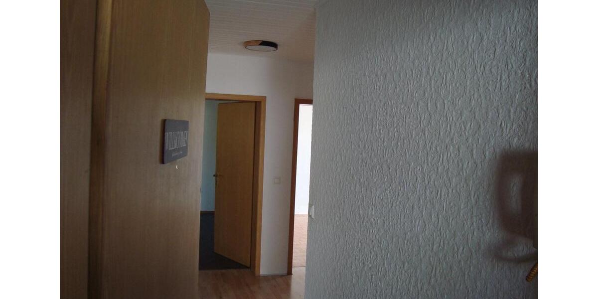 Etagenwohnung Saarbrücken Neue Bremm - 5 Zimmer, 78 m&sup2;, 750&euro; | Angebot:25351750