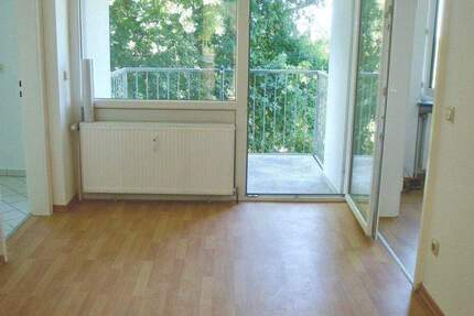 Wohnung Saarbrücken Eschberg - 4 Zimmer, 67 m&sup2;, 157.000&euro; | Angebot:25731178
