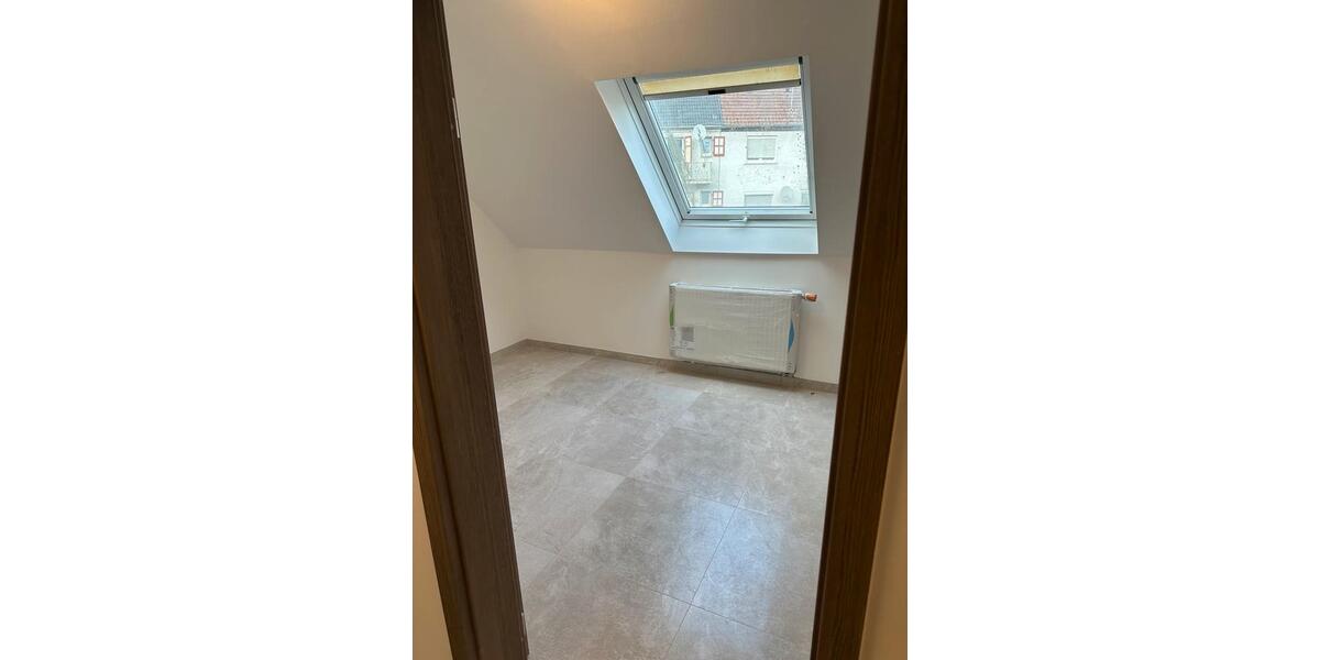 Dachgeschoßwohnung Zweibrücken - 3 Zimmer, 63 m&sup2;, 750&euro; | Angebot:24870535