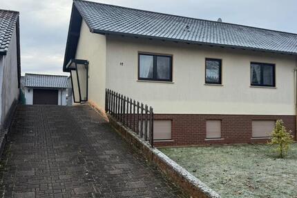 Haus Kirkel - 10 Zimmer, 230 m&sup2;, 340.000&euro; | Angebot:24868755