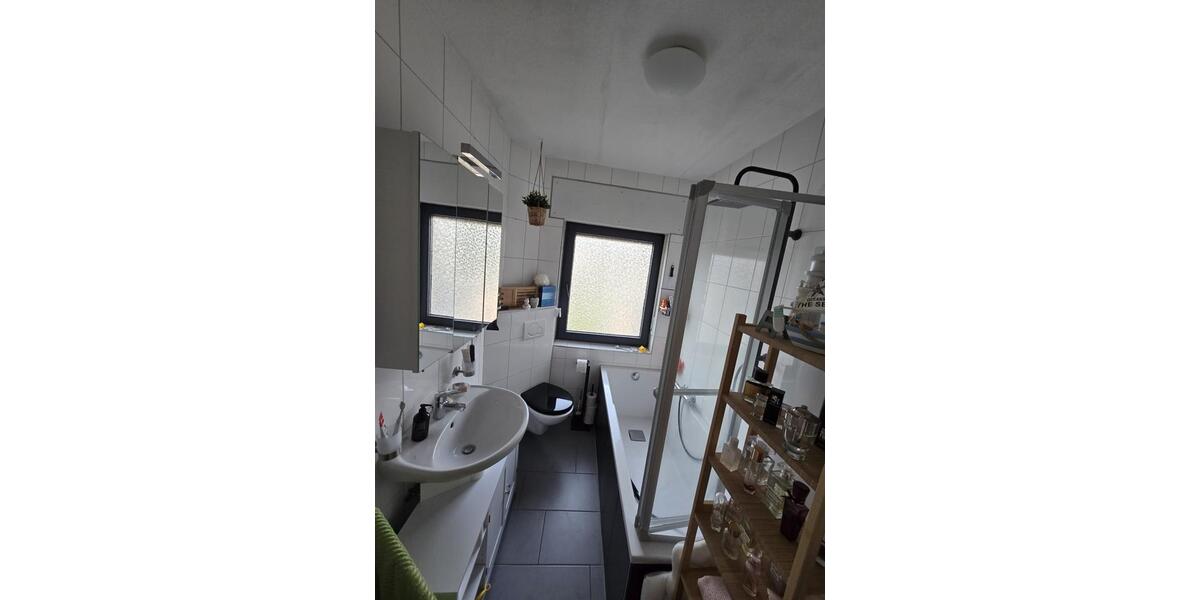 Etagenwohnung Homburg - 3 Zimmer, 83 m&sup2;, 900&euro; | Angebot:25960922