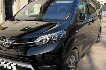 Toyota Proace (Verso) 56.000 km 46.000 &euro; Saarbrücken 66126