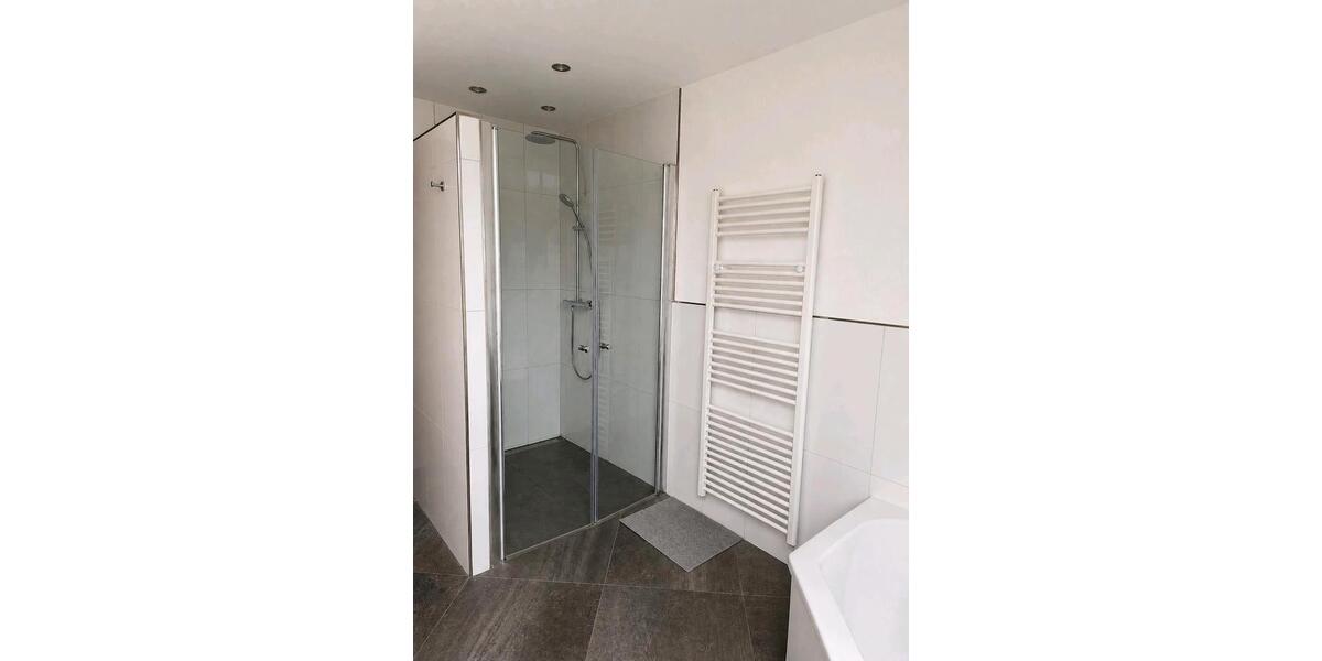 Etagenwohnung Saarbrücken Eschberg - 4 Zimmer, 125 m&sup2;, 1.150&euro; | Angebot:26413211