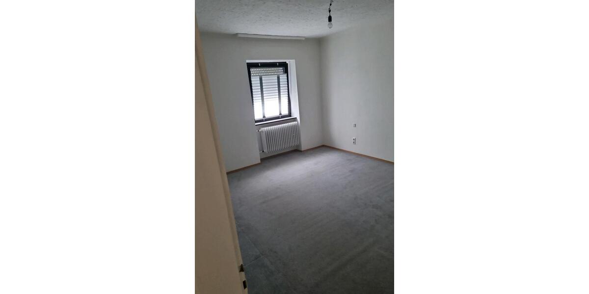 Erdgeschoßwohnung Kleinblittersdorf - 3 Zimmer, 67 m&sup2;, 680&euro; | Angebot:26578392