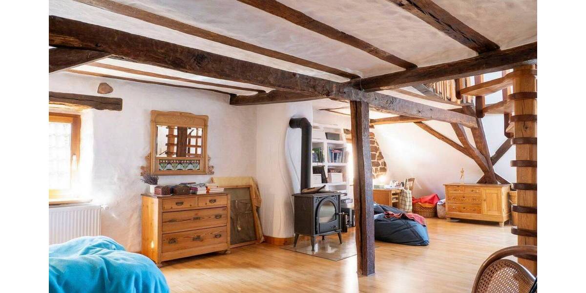 Mehrfamilienhaus, Wohnhaus Blieskastel Breitfurt - 7 Zimmer, 241 m&sup2;, 299.000&euro; | Angebot:25667229