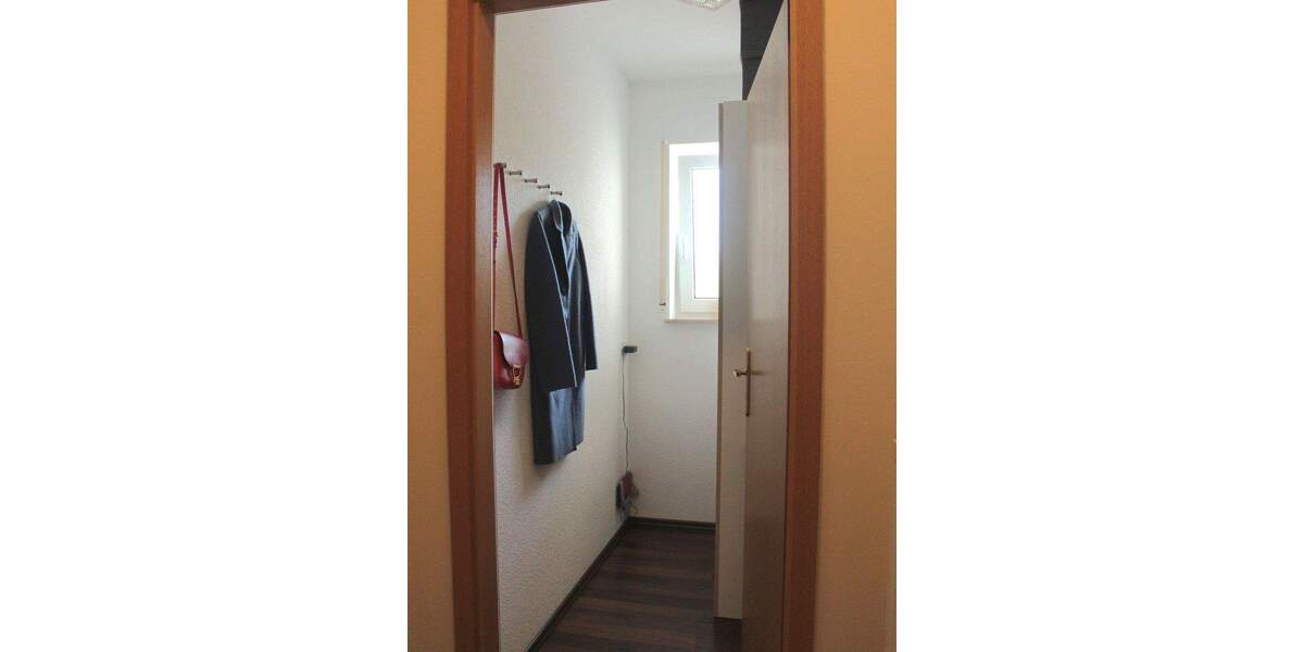 Etagenwohnung Saarlouis - 2 Zimmer, 66 m&sup2;, 175.000&euro; | Angebot:25717529