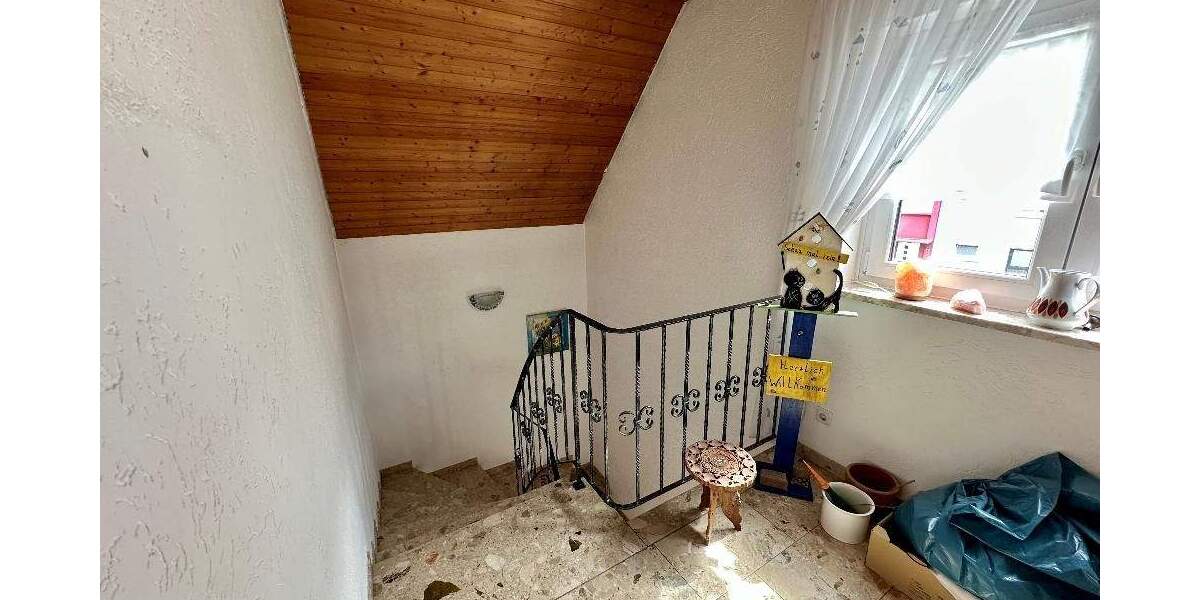 Mehrfamilienhaus, Wohnhaus Blieskastel Niederwürzbach - 5 Zimmer, 190 m&sup2;, 299.000&euro; | Angebot:25745671