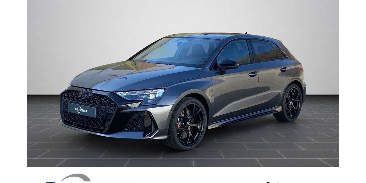 Audi RS3 2.990 km 66.990 &euro; Saarbrücken 66115