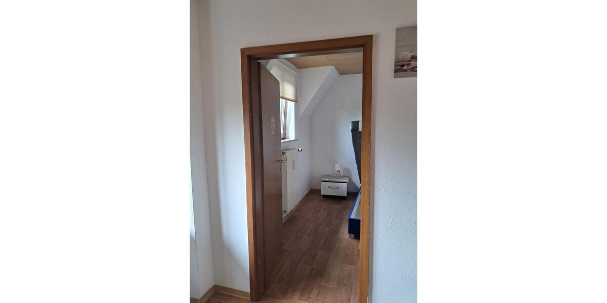 Etagenwohnung Völklingen - 2 Zimmer, 70 m&sup2;, 650&euro; | Angebot:26652039