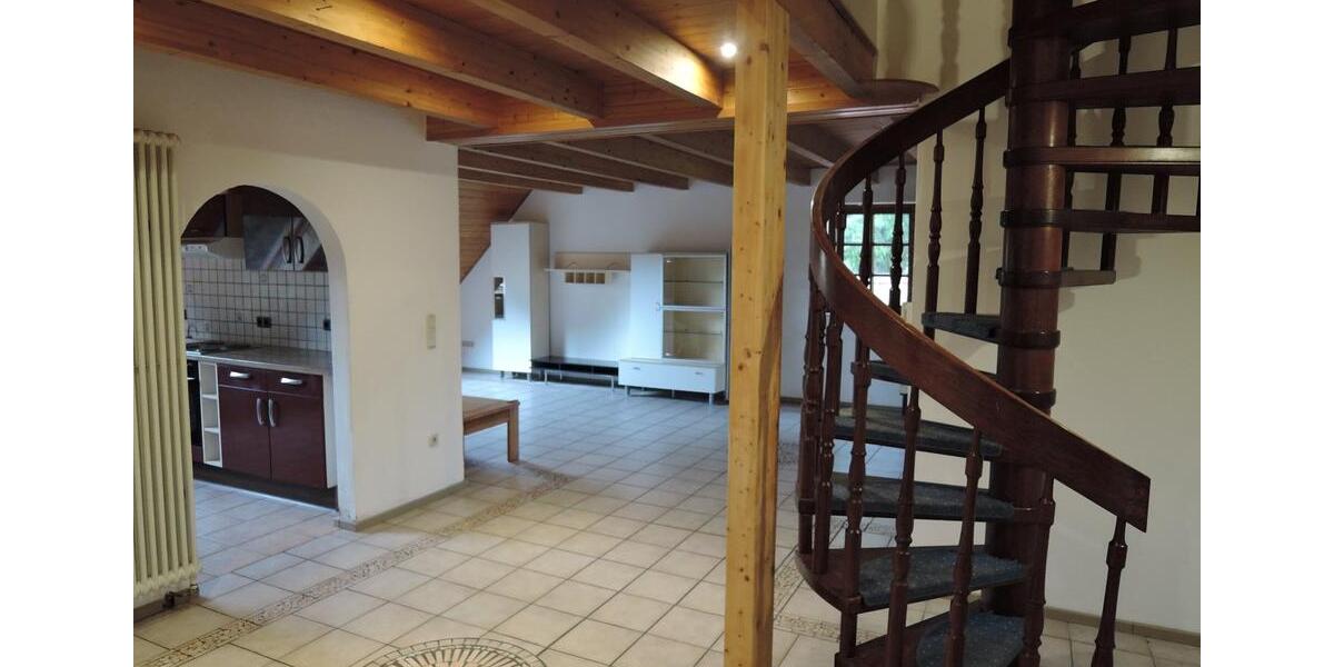 Etagenwohnung Blieskastel - 5 Zimmer, 160 m&sup2;, 650&euro; | Angebot:25843258