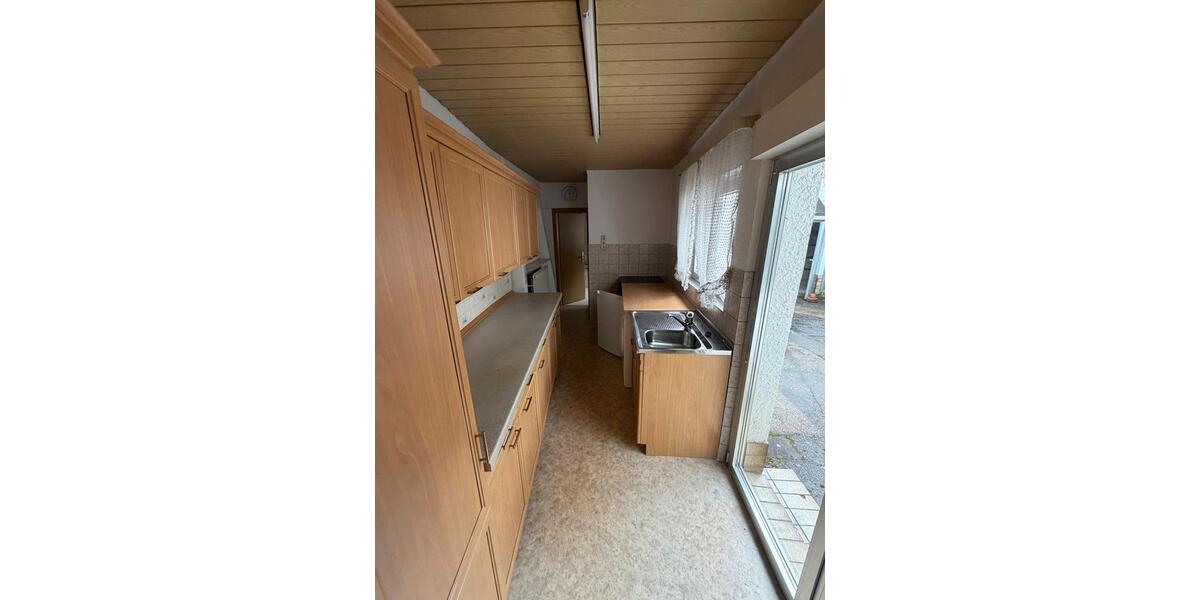 Einfamilienhaus Wadgassen - 5 Zimmer, 150 m&sup2;, 74.000&euro; | Angebot:25988431