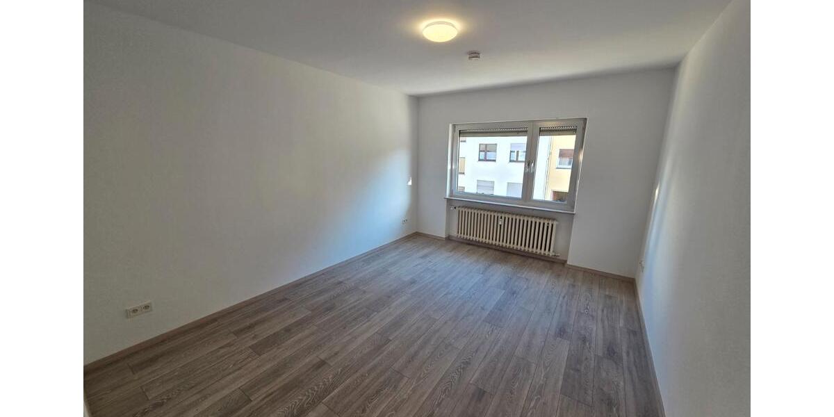 Etagenwohnung Saarbrücken Neue Bremm - 3 Zimmer, 80 m&sup2;, 760&euro; | Angebot:26689396
