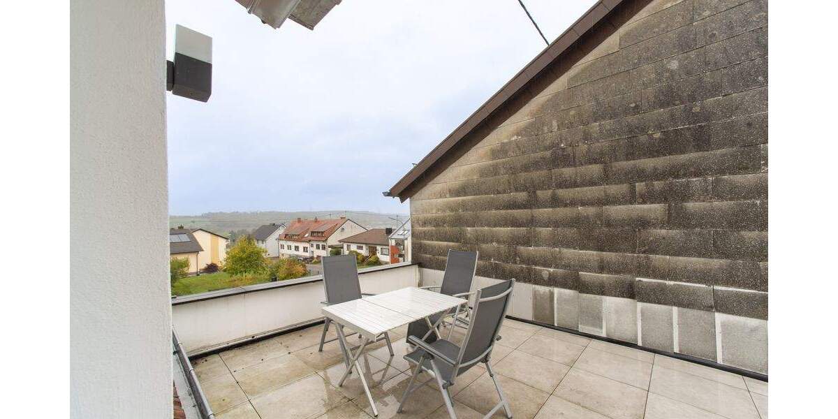 Mehrfamilienhaus, Wohnhaus Illingen / Uchtelfangen Uchtelfangen - 4 Zimmer, 118 m&sup2;, 210.000&euro; | Angebot:25799965