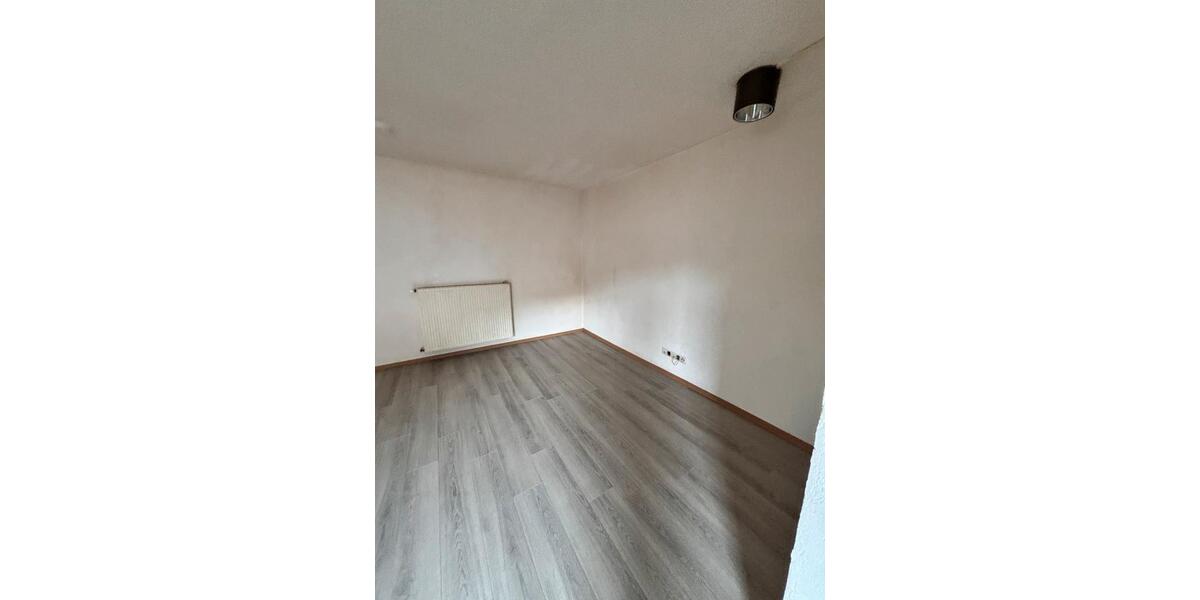Erdgeschoßwohnung Beckingen - 2 Zimmer, 60 m&sup2;, 460&euro; | Angebot:25960926