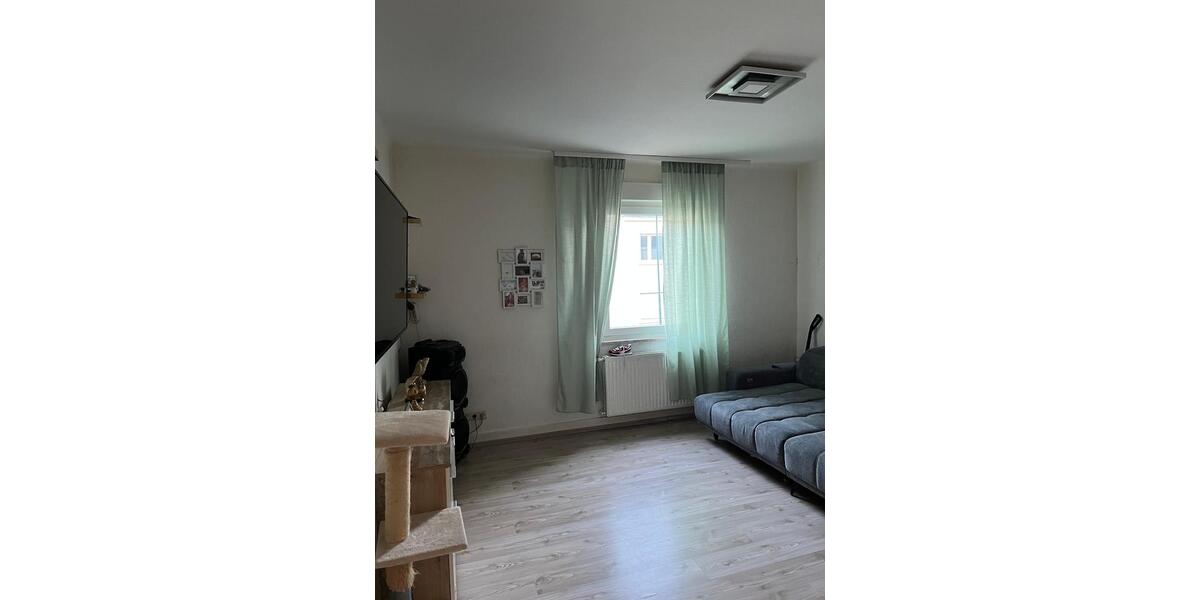 Etagenwohnung Neunkirchen - 3 Zimmer, 67 m&sup2;, 470&euro; | Angebot:25917923