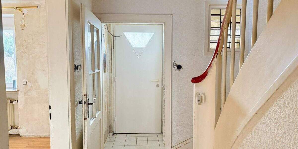 Doppelhaushälfte Saarlouis - 8 Zimmer, 125 m&sup2;, 329.000&euro; | Angebot:25728475